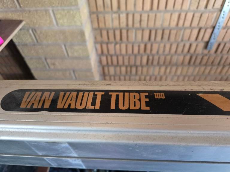 Van tube 100 for vans 