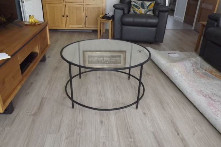 Round Glass Top Coffee Table with Black Metal Frame