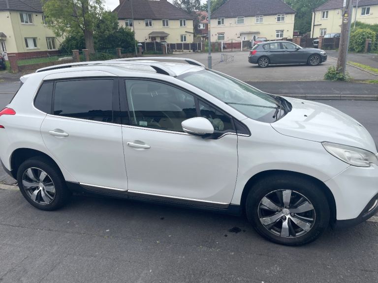 Peugeot, 2008, Hatchback, 2013, Manual, 1560 (cc), 5 doors