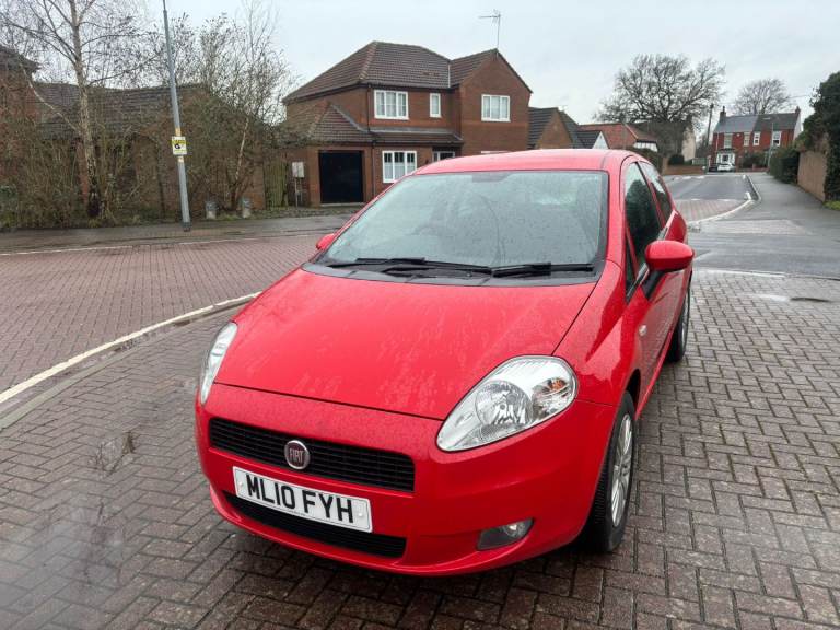 Fiat, GRANDE PUNTO, Hatchback, 2010, Manual, 1368 (cc), 3 doors