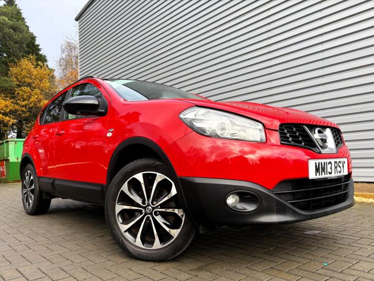 2013 Nissan Qashqai 1.6 [117] PETROL 360 5DR GREAT SPEC MPV SAT NAV PHONE PREP ETC !!! HATCHBACK ...