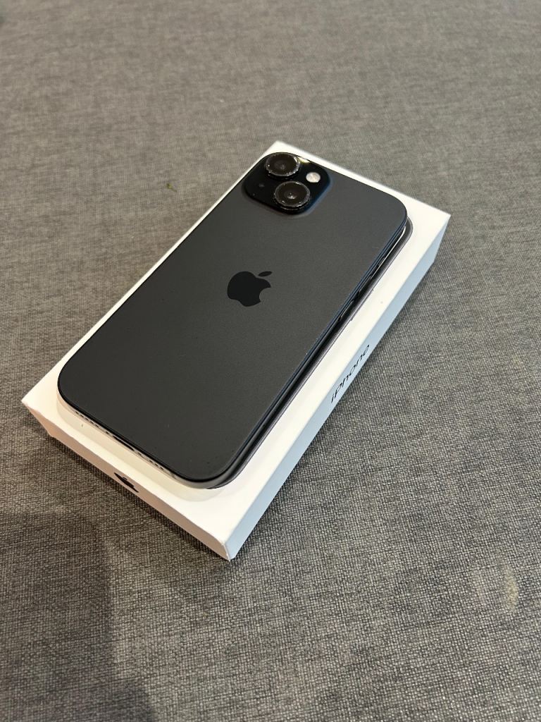 iPhone 15 128gb black