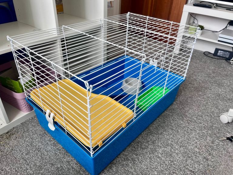Small indoor pet cage