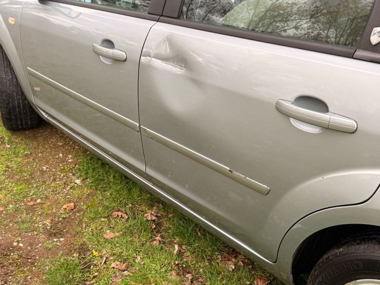 FORD FOCUS / 58K LOW MILES - LONG MOT