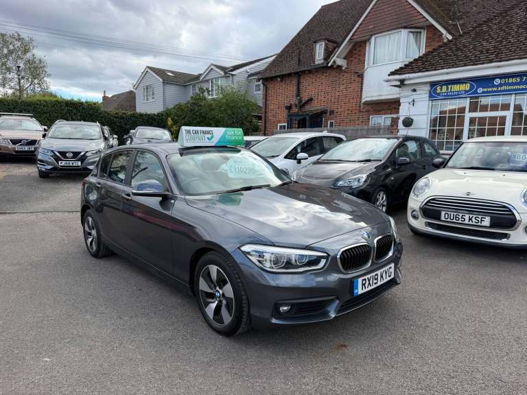 2019 BMW 1 Series 1.5 118i SE Business Hatchback 5dr Petrol Manual Euro 6 (s/s)
