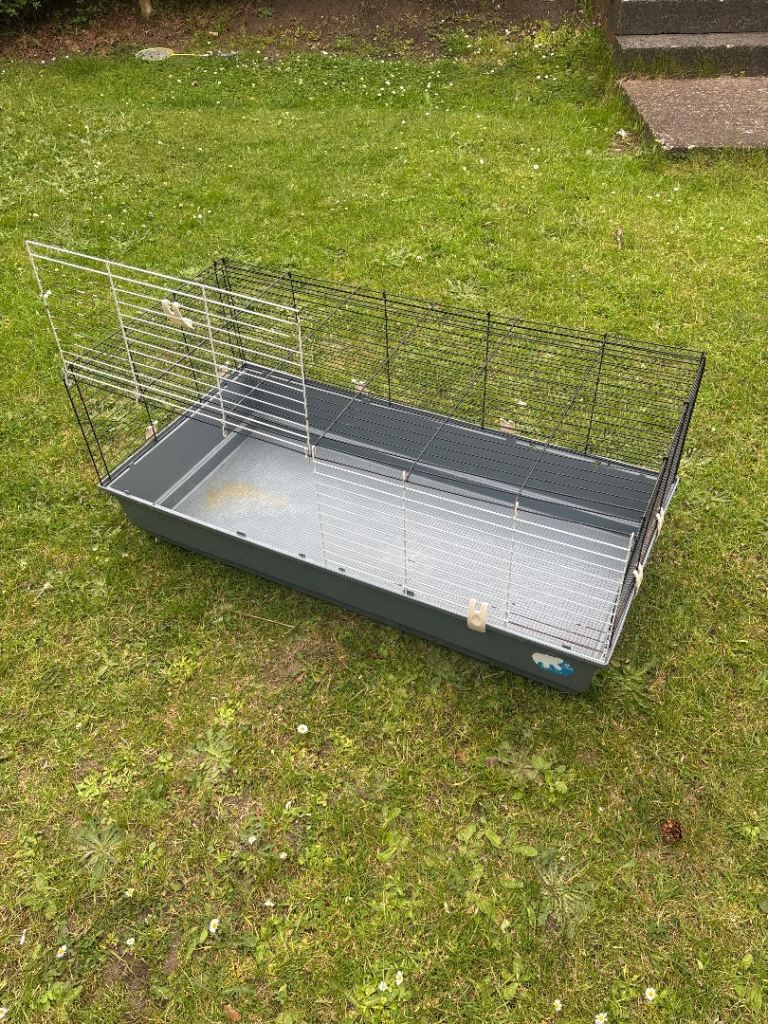 Large Rabbit/ Guinea pig Cage