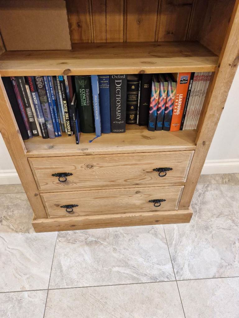 Book shelf