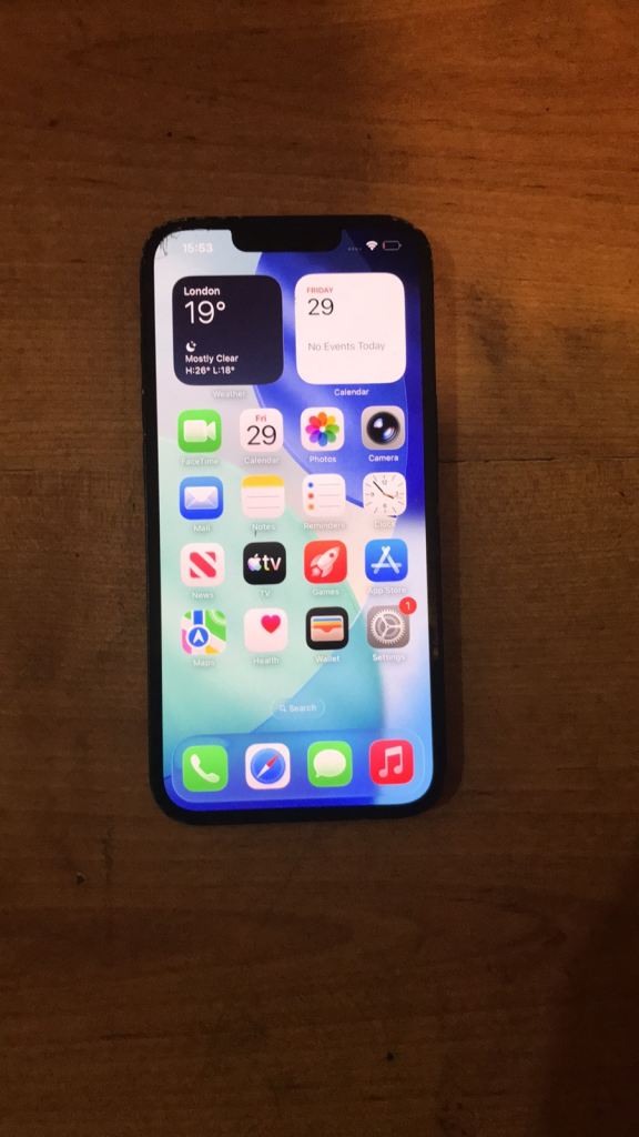 iPhone 13