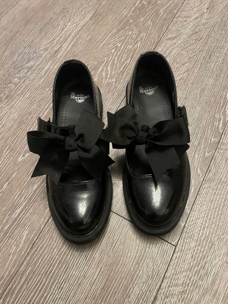 image for Dr martens 