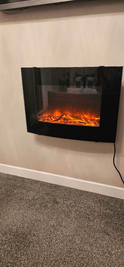 BLACK LED WALL MOUNTED FIRE WITH REMOTE CONTROL