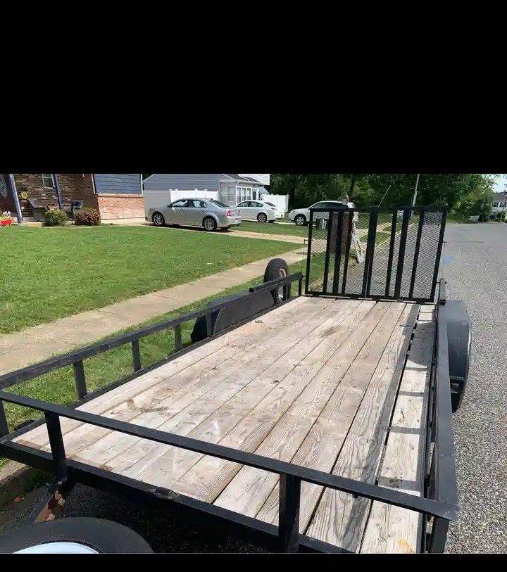 Utility trailer 
