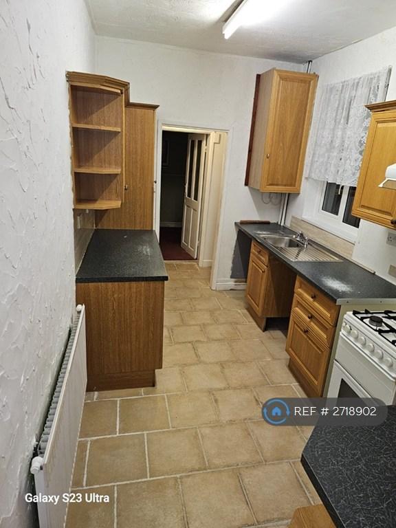 3 bedroom house in Freeman Road North, Leicester, LE5 (3 bed) (#2718902)