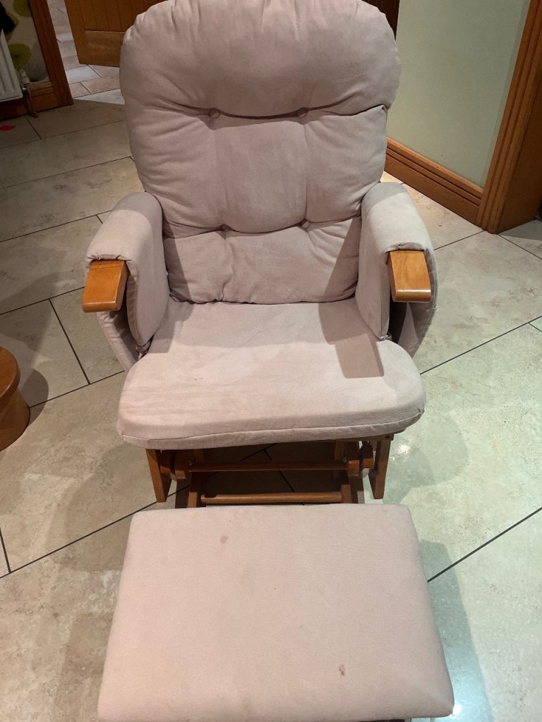 Nursing chair 