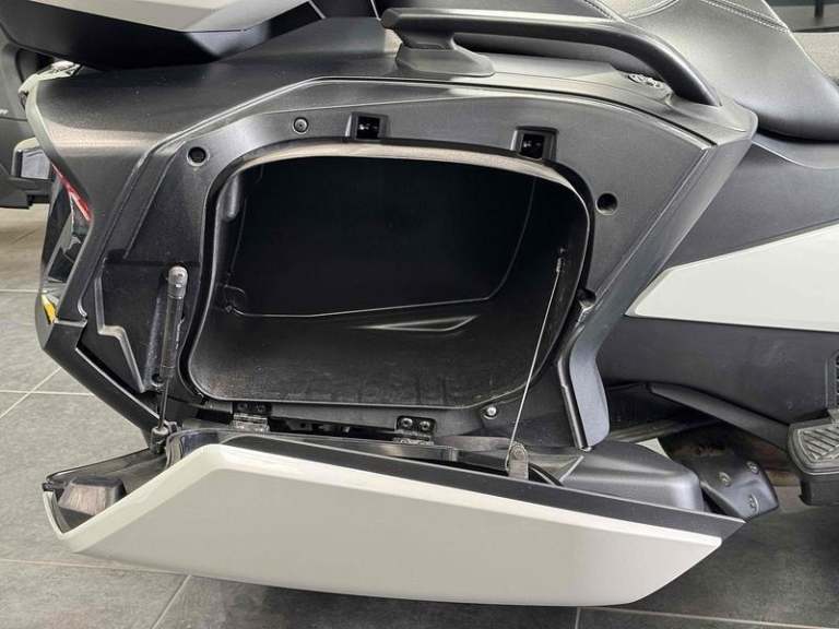 Can-Am Spyder RT 1330