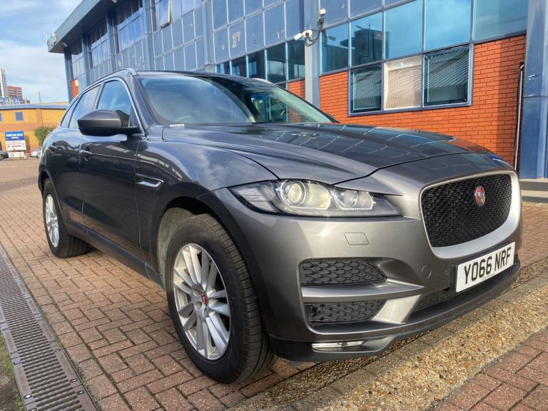 2016 Jaguar F-Pace 2.0d Portfolio 5dr Auto AWD ESTATE Diesel Automatic