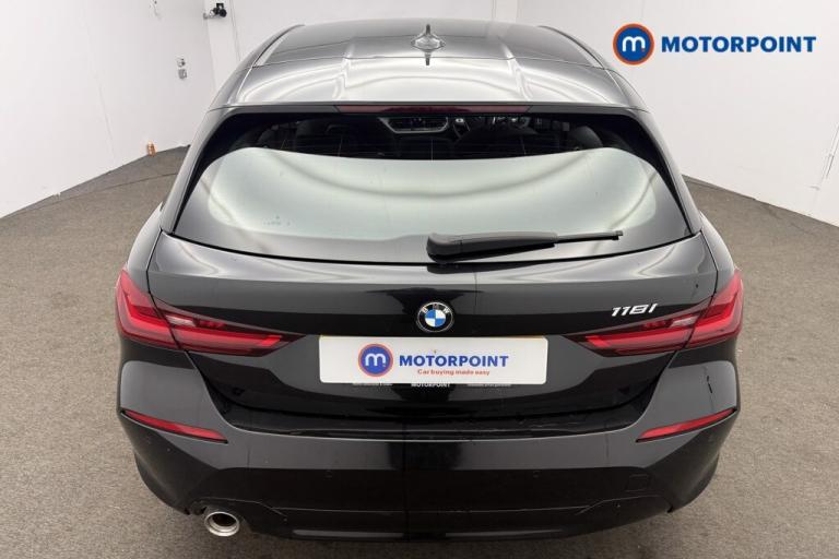 2024 BMW 1 Series 118i [136] SE 5dr Step Auto [Live Cockpit Pro] Hatchback Petrol Automatic