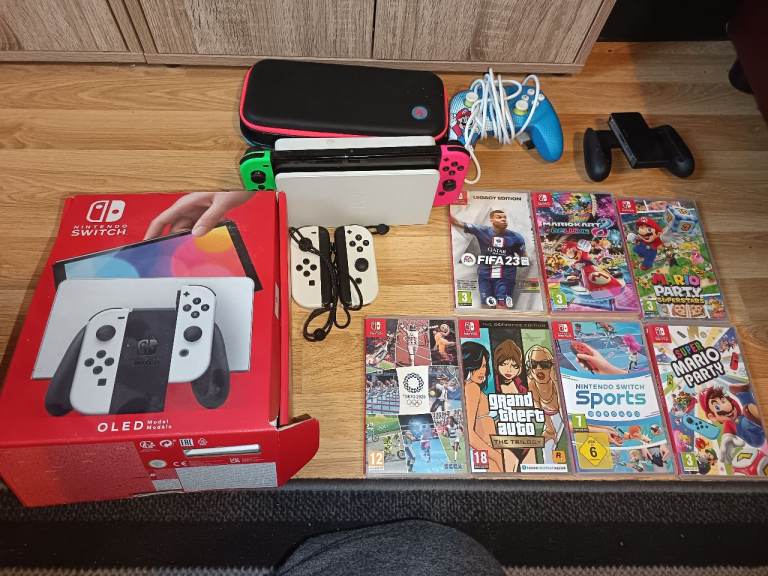 Switch oled edition plus accessories 