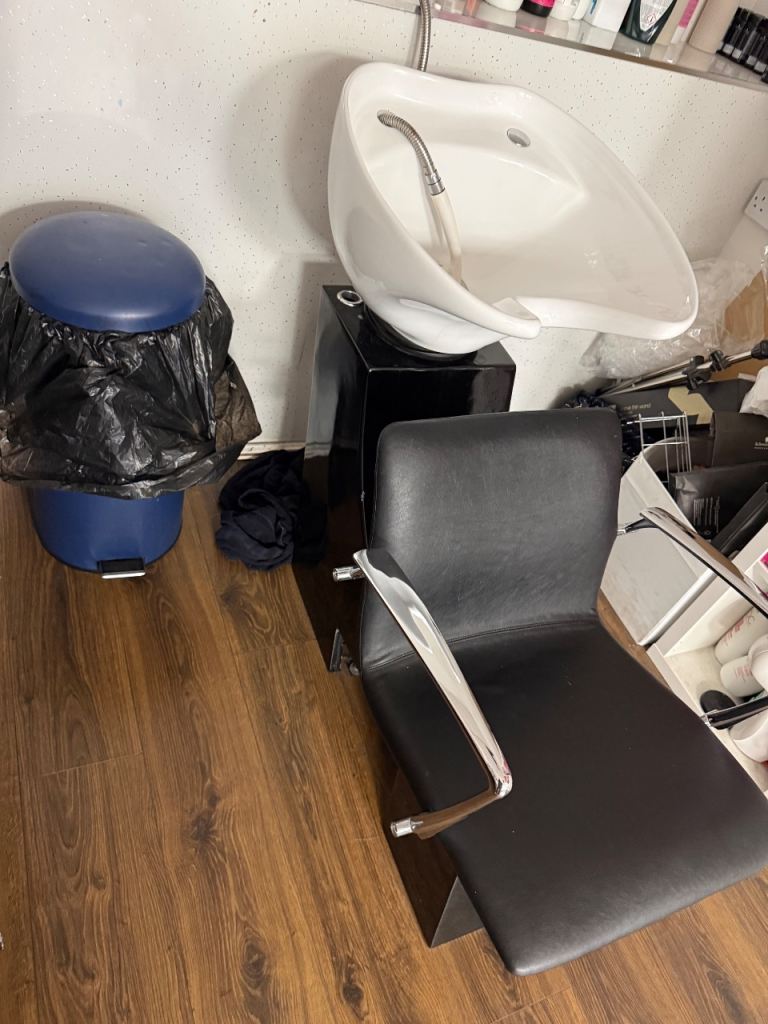 hairdressing backwash