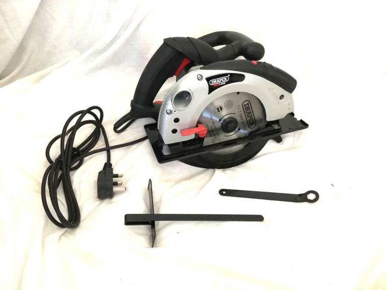 NEW Draper Circular Saw with Laser Guide, 240v  1300w  185mm