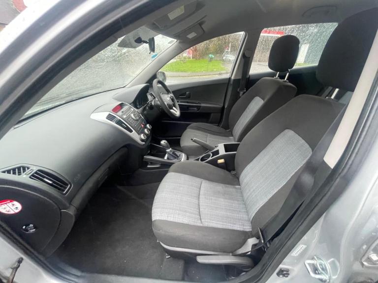 2010 Kia Ceed 1.6 CRDi 1 Euro 4 (s/s) 5dr HATCHBACK Diesel Manual