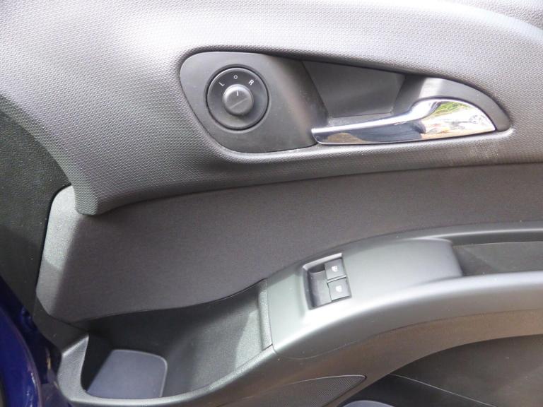 2017 Vauxhall Meriva 1.4i Life Euro 6 5dr MPV Petrol Manual