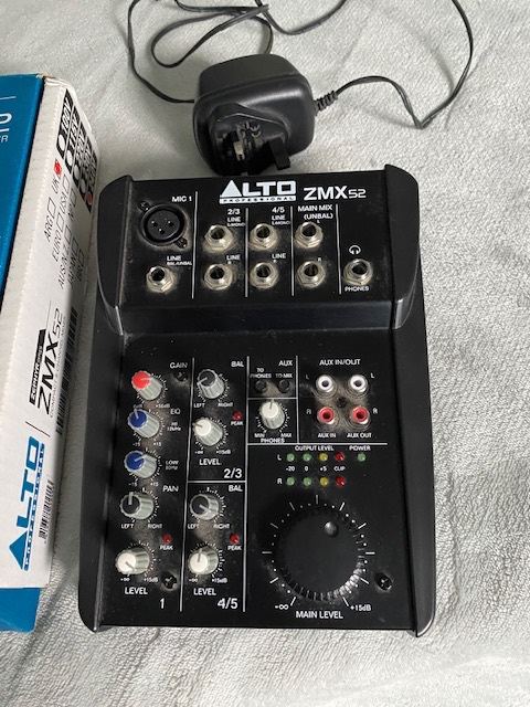 ALTO ZMX 52 MIXER