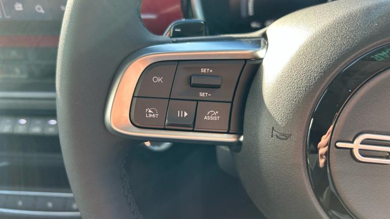 2025 Fiat 600 1.2 MHEV SUV 5dr Petrol Hybrid e-DCT Euro 6 (s/s) (136 ps) SUV Hybrid Automatic