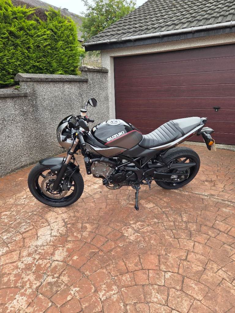 Suzuki SV650X
