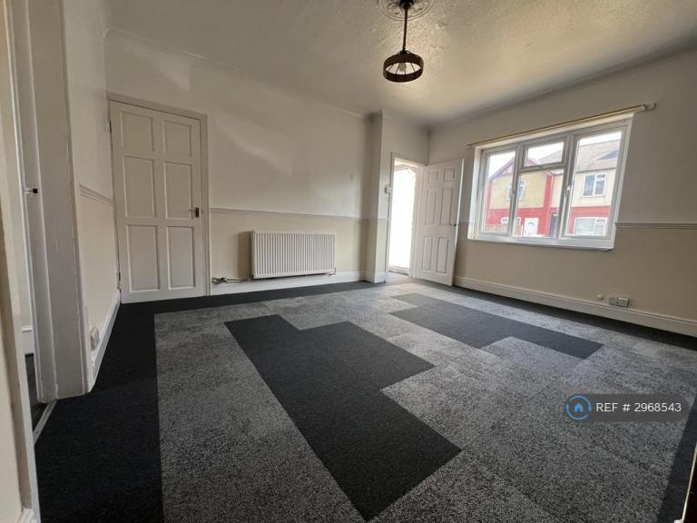 3 bedroom house in Manor Road, Doncaster, DN6 (3 bed) (#2968543)