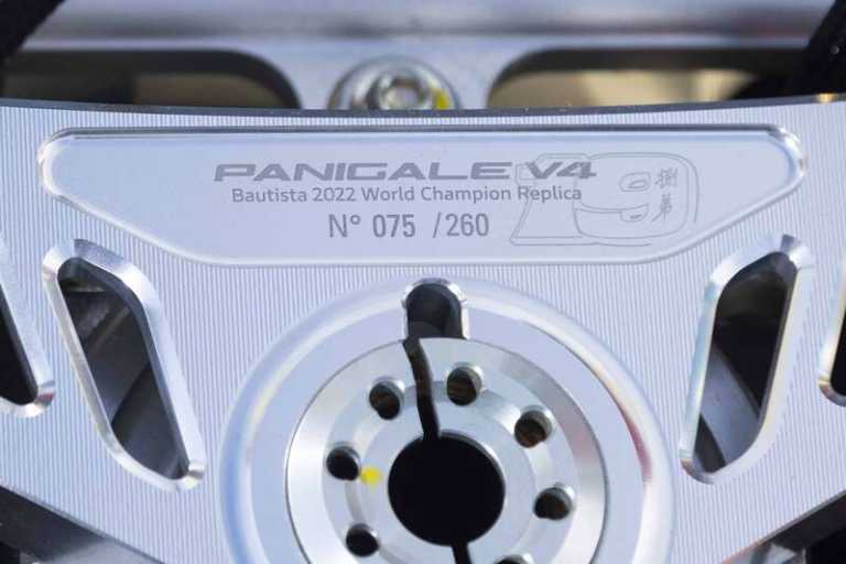  Ducati PANIGALE V4 BAUTISTA WORLD CHAMPIONSHIP REPLICA 11 Manual