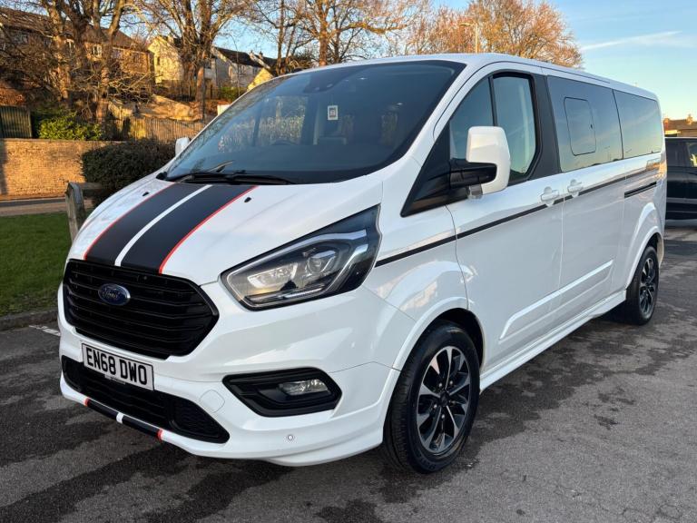 2018 Ford Tourneo Custom 2.0 TDCi EcoBlue 170ps Low Roof 8 Seater Sport MPV DIESEL Manual