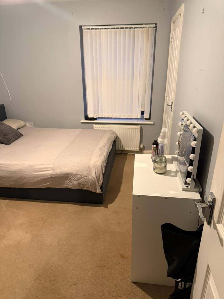 Spacious & Cosy Ensuite room for rent NG6 8YX