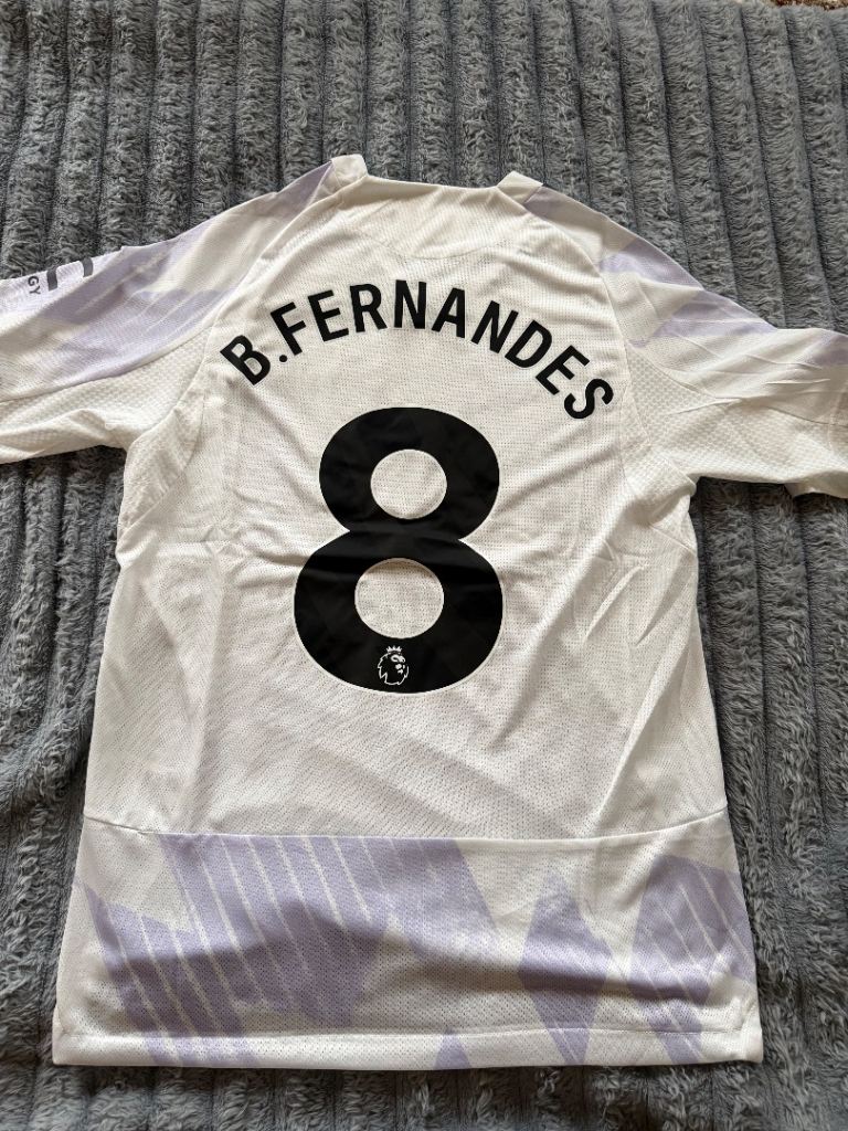 Manchester United Away - B.Fernandes