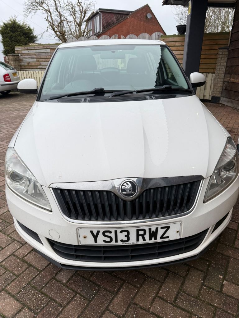 Skoda, FABIA, Hatchback, 2013, Manual, 1598 (cc), 5 doors