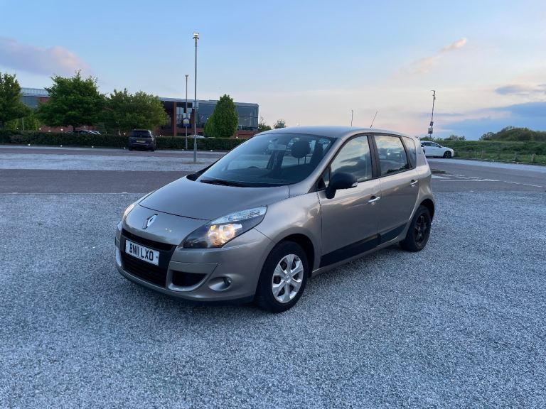 Renault, SCENIC, MPV, 2011, Manual, 1598 (cc), 5 doors
