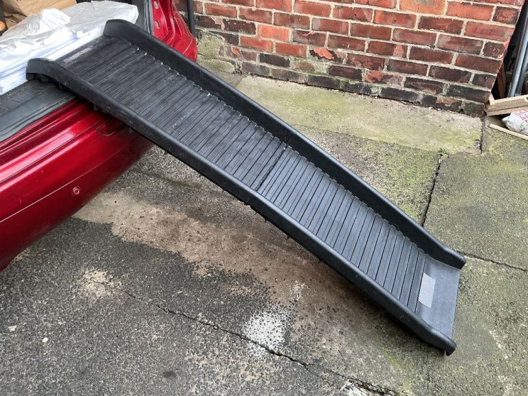 Dog ramp