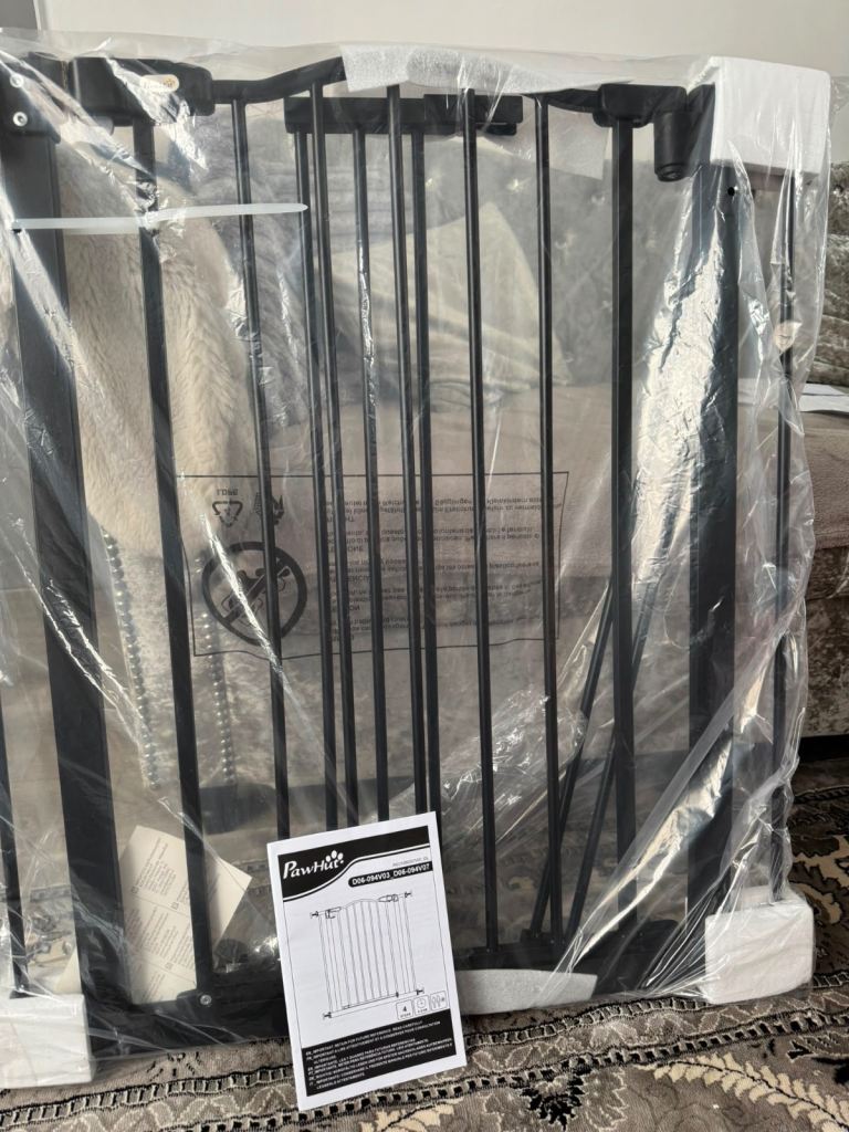 Paw Hut Pressure Fit Adjustable Pet Safety Gate