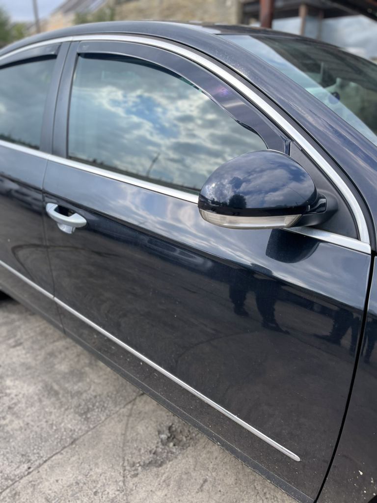 VW PASSAT B6 DRIVER DOOR BLACK LC9X 2006