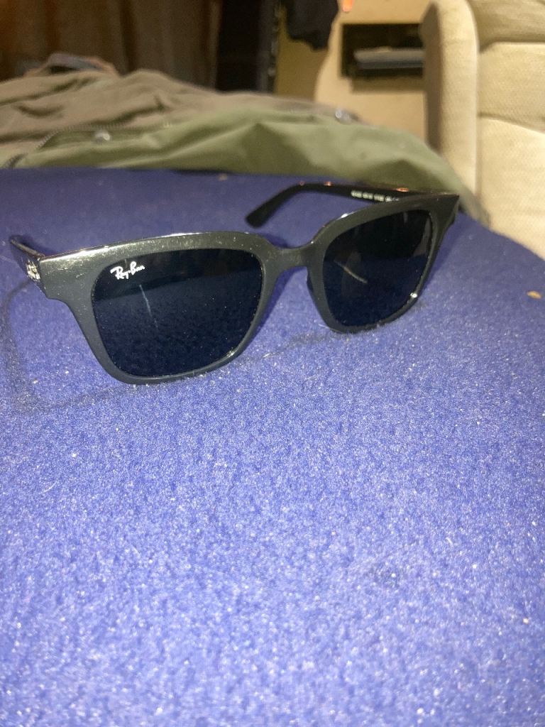 Rayban 4323 sunglasses genuine unisex 