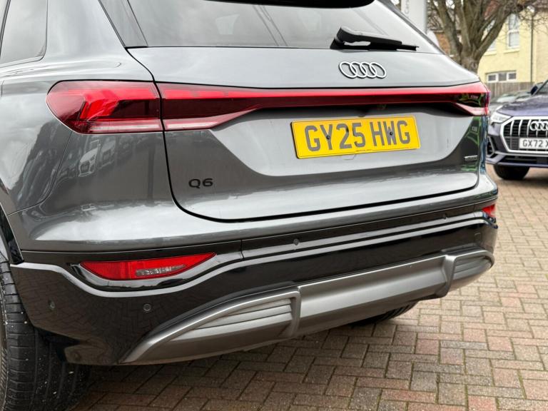 2025 Audi Q6 e-tron 285kW Quattro 100kWh S Line 5dr Auto ESTATE ELECTRIC Automatic