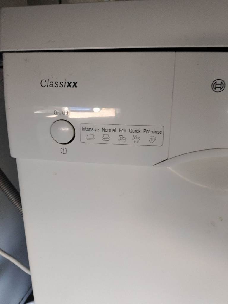 Bosch slimline dishwasher 