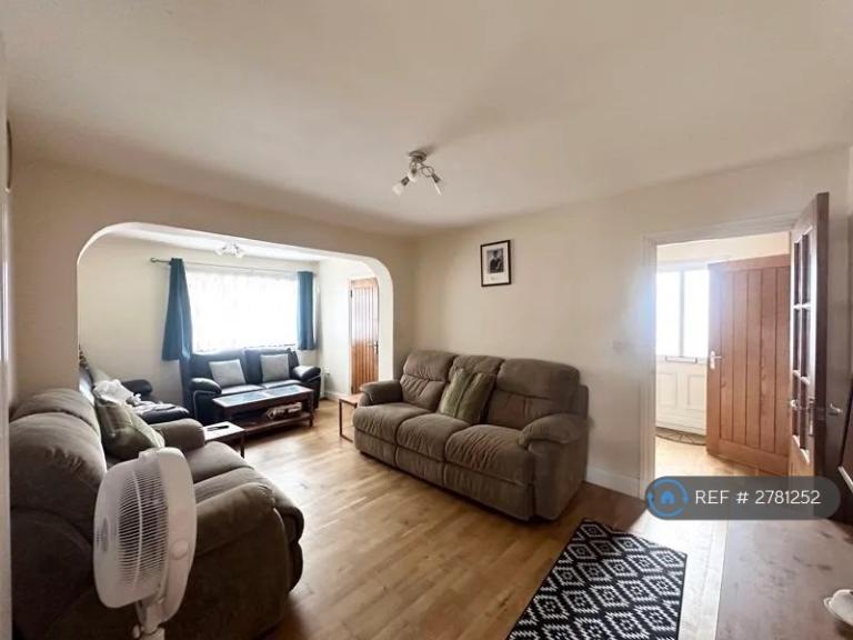 1 bedroom in Spackmans Way, Slough, SL1 (#2781252)