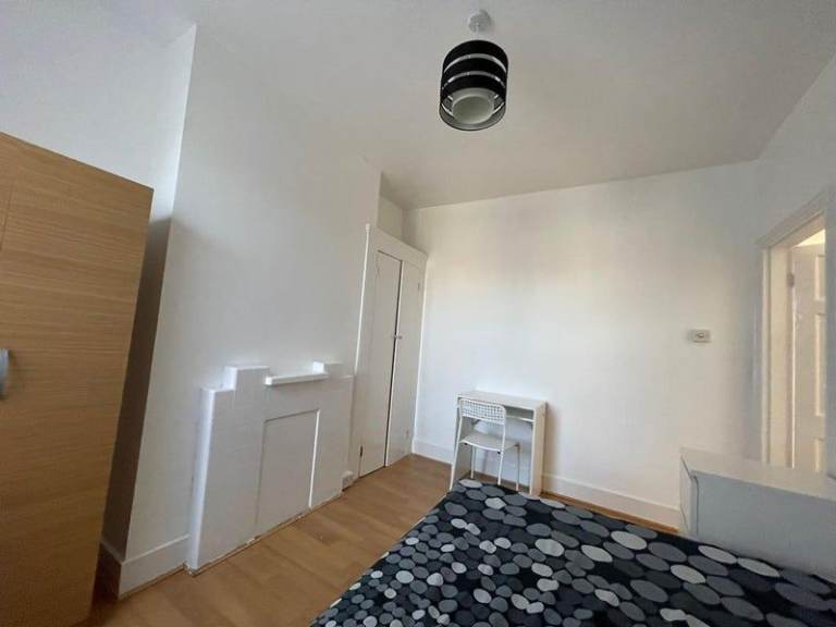 🏠 Huge Double Room In Turnpike Lane | Turnpike Lane 🖤