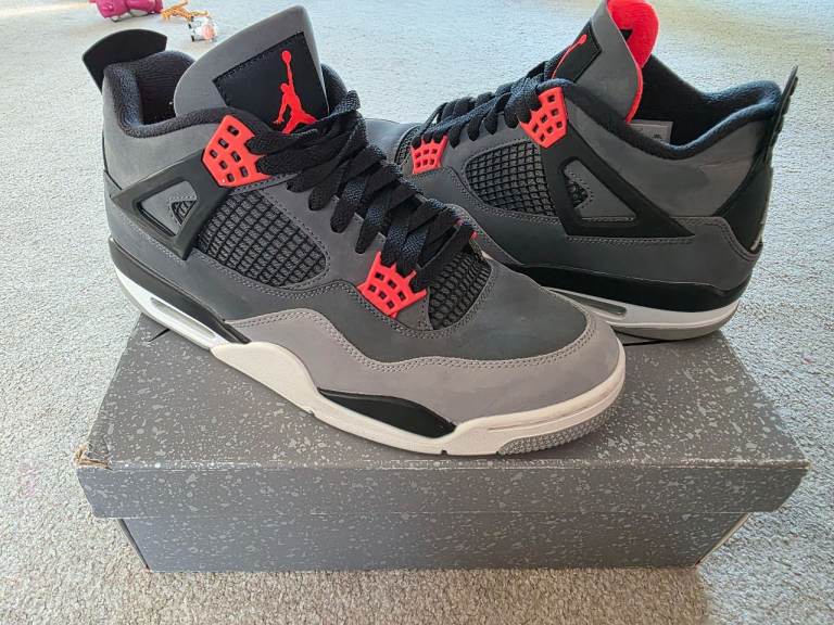 Nike Air Jordan 4 Retro 'Infrared'