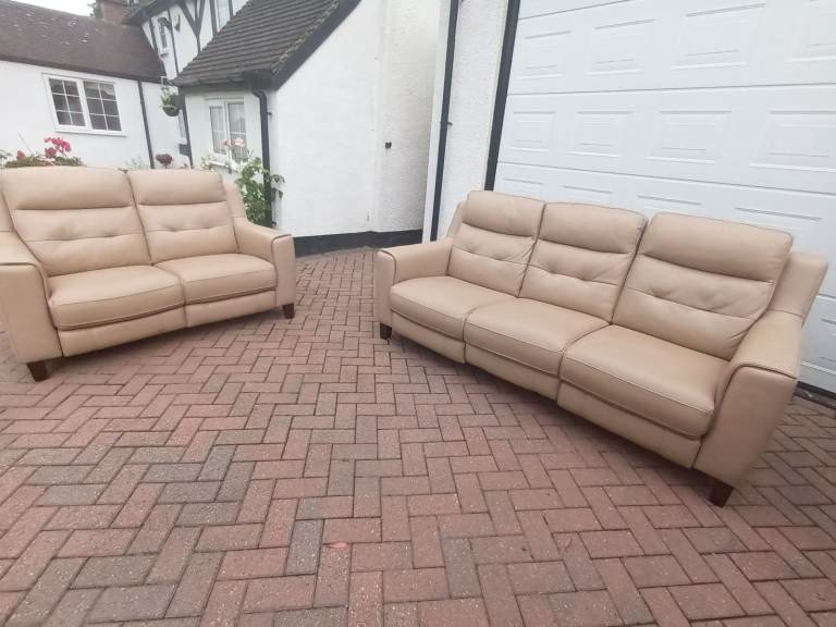 SOFOLOGY VIOLINO Power Recliner 3 Seater & 2 Seater Sofas in Premium Leather - Excellent Condition