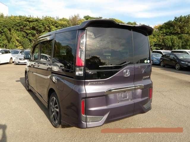 image for Honda Stepwagon RP3 1.5 automatic 8 seats japanese import purple 50k miles 2015