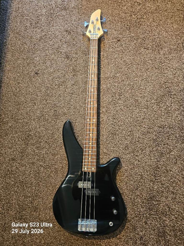 Yamaha Bass and amp