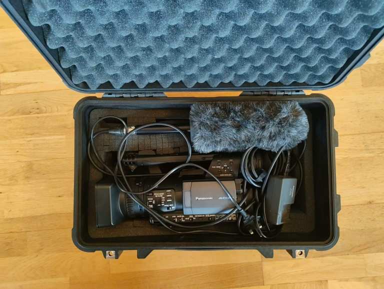 PANASONIC AVCCAM CAMCORDER MODEL AG-HMC151E 