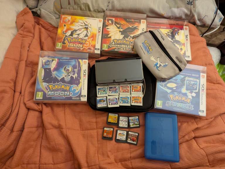New Nintendo 3ds with Pokémon and iconic games 