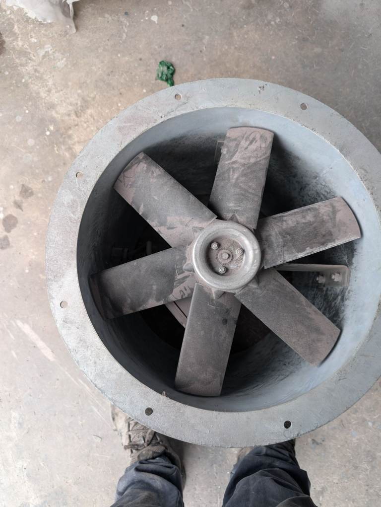 Commercial extractor fan